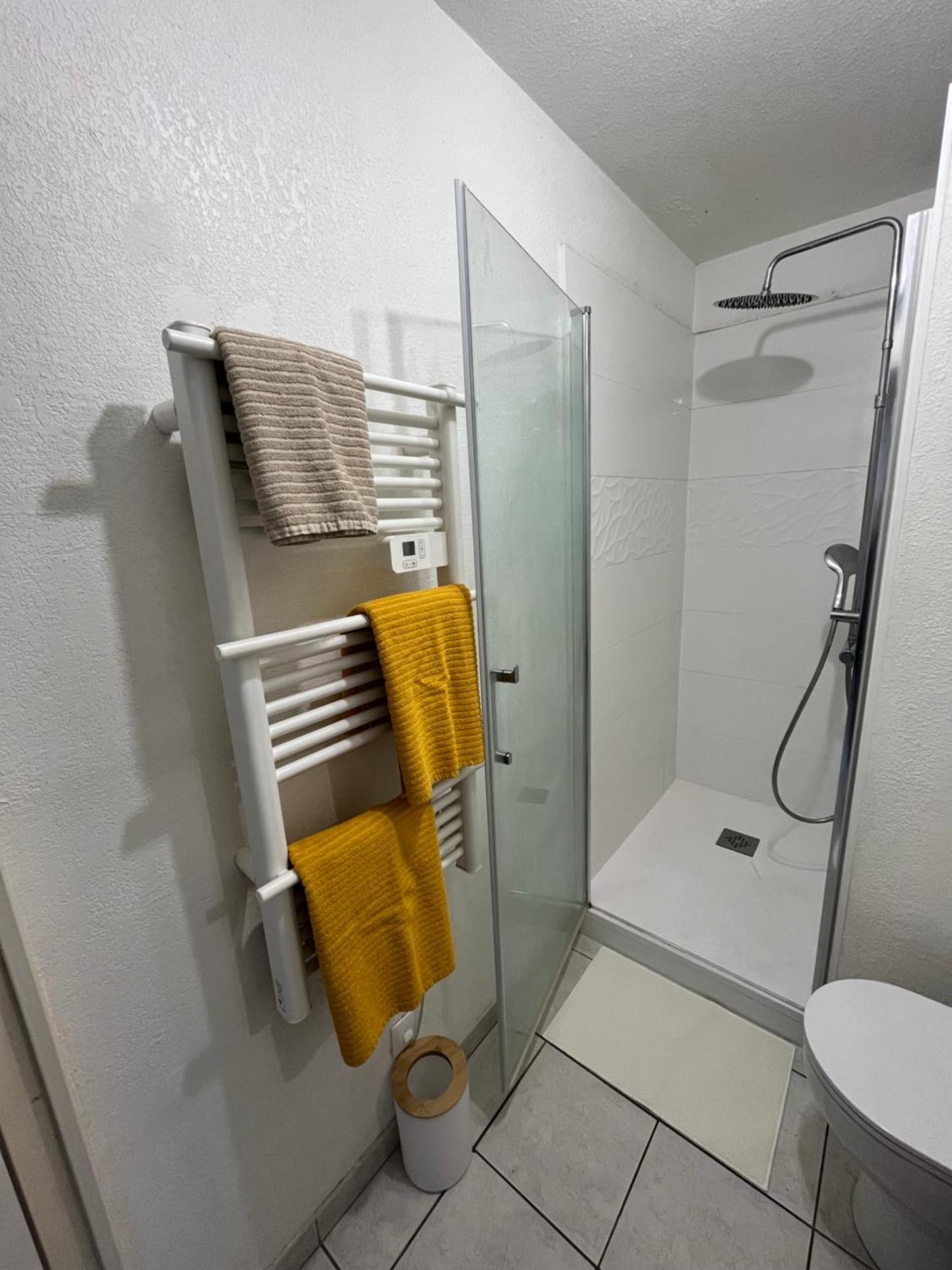 Apartament Joli T2/ Tram/ Clim/ Parking/ Wifi/ Piscine Montpellier Zewnętrze zdjęcie