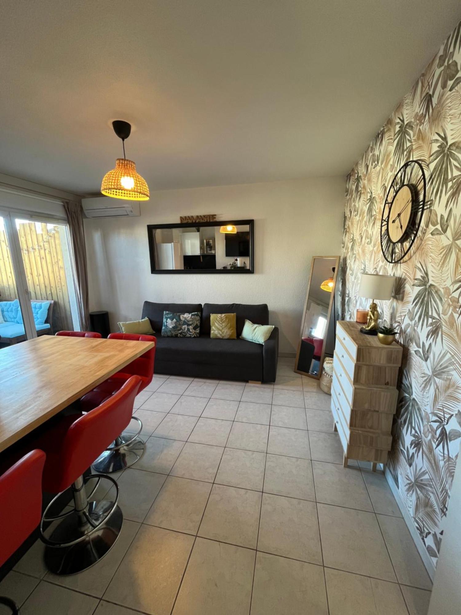 Apartament Joli T2/ Tram/ Clim/ Parking/ Wifi/ Piscine Montpellier Zewnętrze zdjęcie