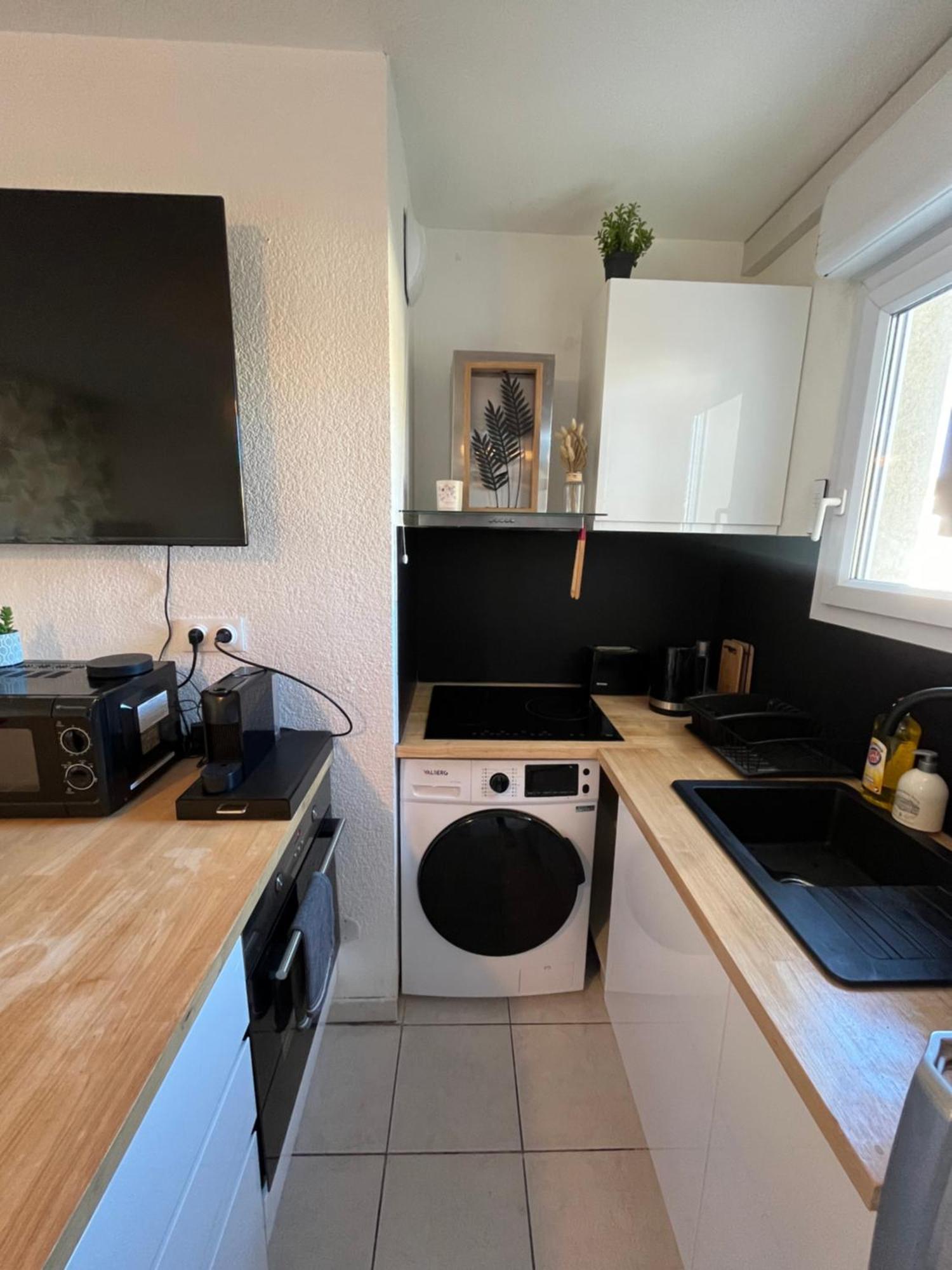Apartament Joli T2/ Tram/ Clim/ Parking/ Wifi/ Piscine Montpellier Zewnętrze zdjęcie