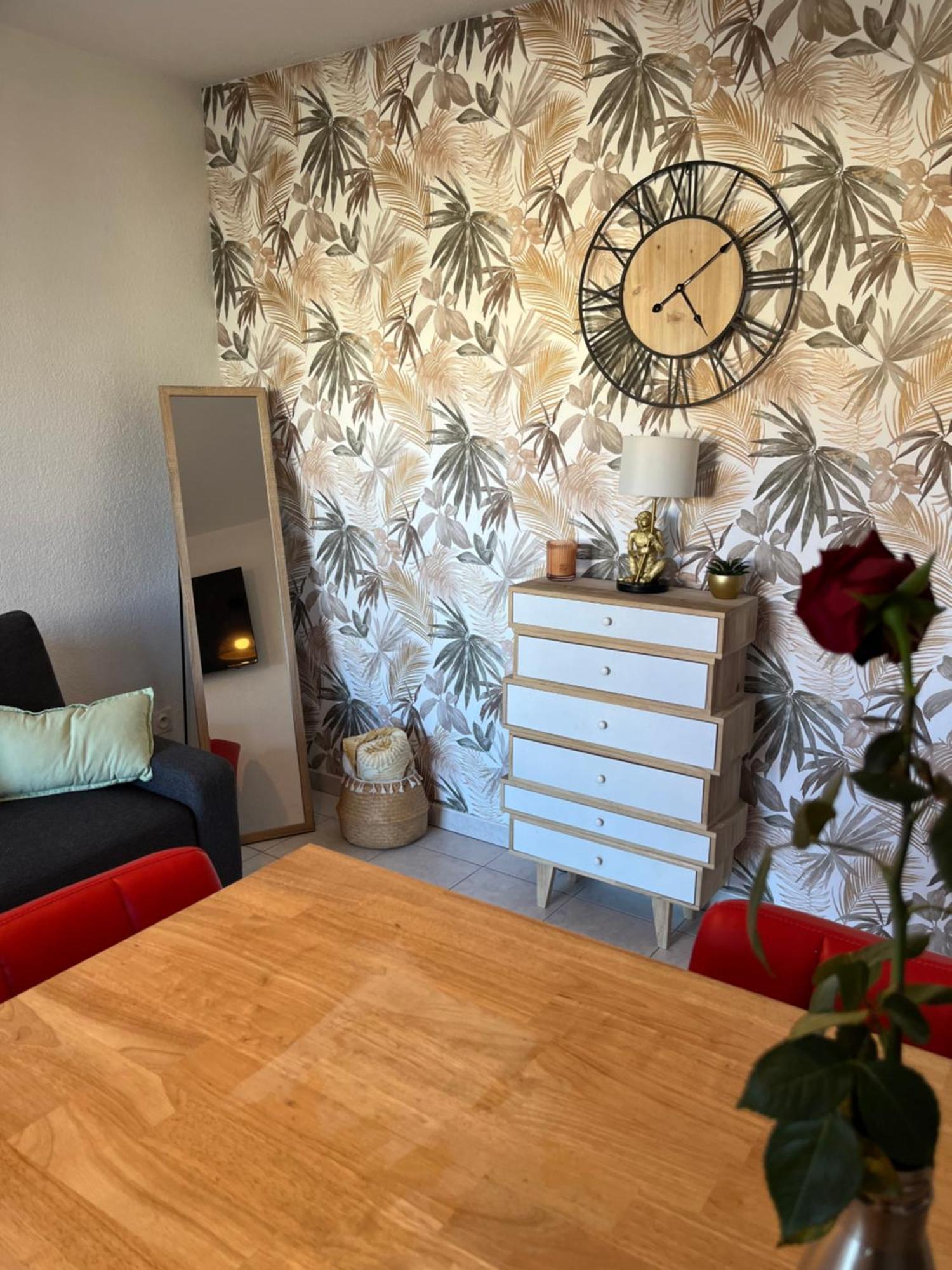 Apartament Joli T2/ Tram/ Clim/ Parking/ Wifi/ Piscine Montpellier Zewnętrze zdjęcie